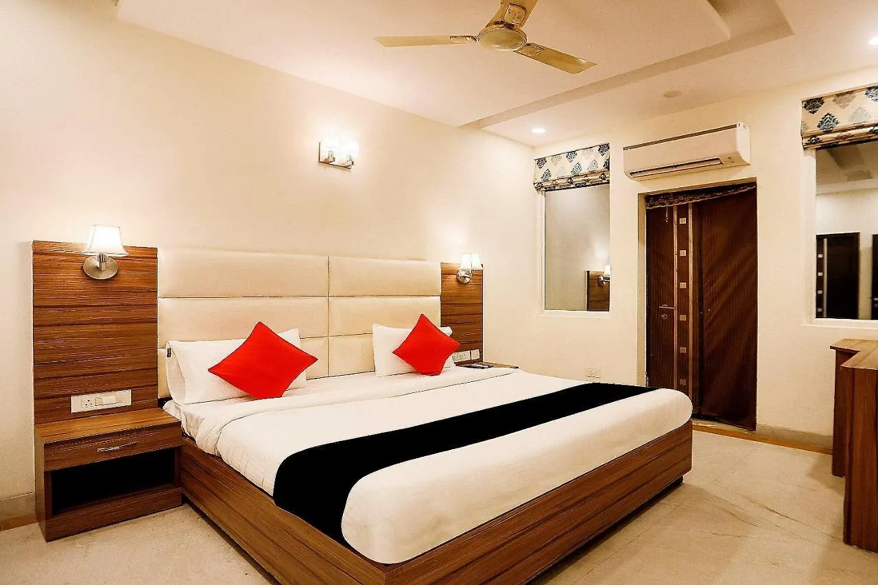 Oyo 80134 Collection O Hotel Prima Stay